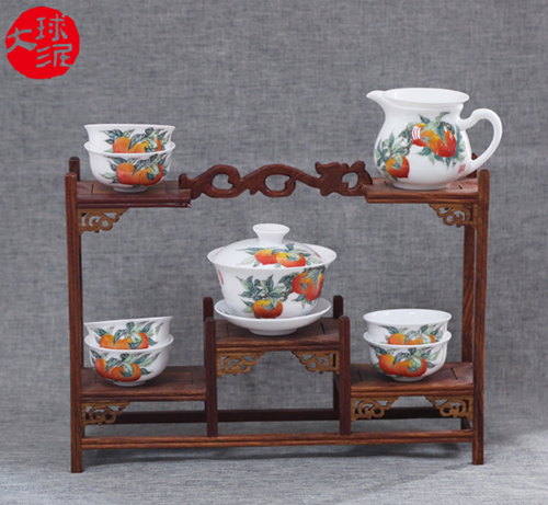 收藏界的新貴——當(dāng)代藝術(shù)瓷